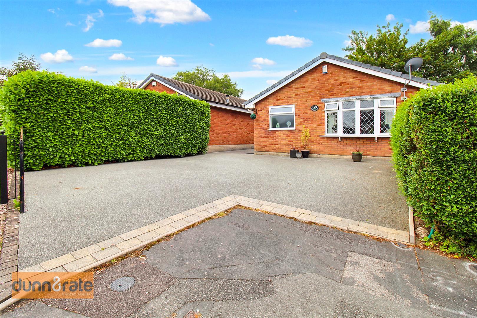Kirkwall Grove, Milton, Stoke-On-Trent